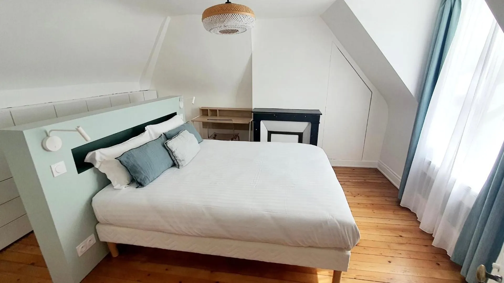 Isabelle De France Apartmán *